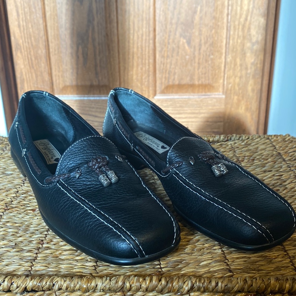 Brighton Ulani Black/Chocolate Tassel Leather Loafers Size 9.5